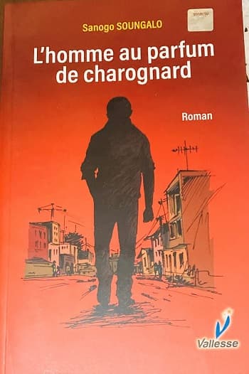 Couverture de L'Homme au Parfum de Charognard